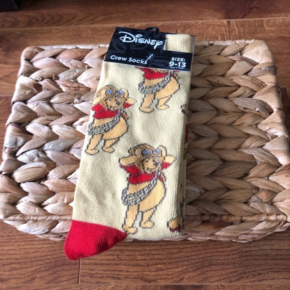 Disney: Winnie the Pooh crew socks